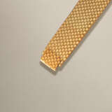 PIAGET, REF. 9131, A VERY FINE VINTAGE 18K YELLOW GOLD WRISTWATCH - photo 4