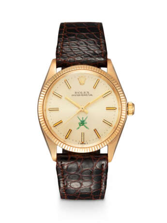ROLEX, OYSTER PERPETUAL REF. 1005 'KHANJAR DIAL', AN ATTRACTIVE 14K GOLD WRISTWATCH MADE FOR THE SULTANATE OF OMAN - photo 1