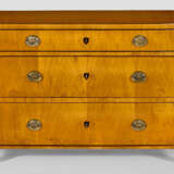 Große Biedermeier-Kommode - photo 1