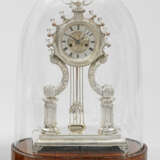 Pendule mit Glassturz - photo 1