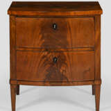 Biedermeier-Pfeilerkommode - photo 1