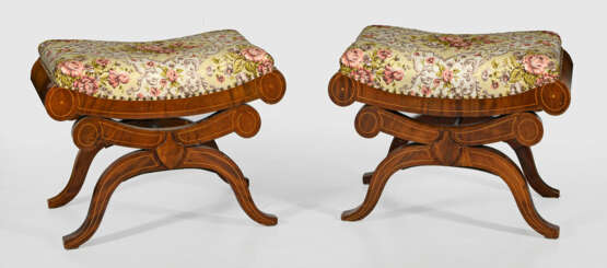 Paar Biedermeier-Tabourets - photo 1