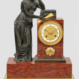 Charles X-Figurenpendule - photo 1