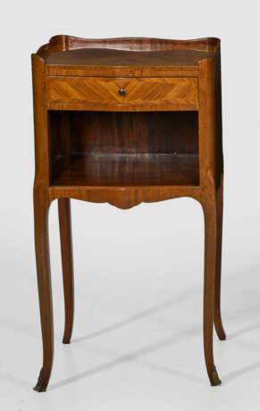 Table de Chevet im Louis XV-Stil - photo 1