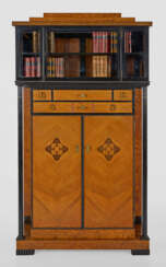 Jugendstil-Salonschrank