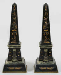 Paar Egyptian Revival-Obelisken