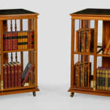 Paar Revolving-Bookcases - photo 1