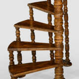 Bibliothekstreppe - photo 1