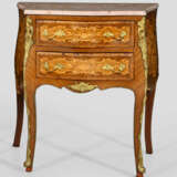 Pfeilerkommode im Louis XV-Stil - photo 1