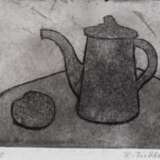 Möller, R. "Kanne mit Apfel", Aquatinta, sign. und dat, ´82 u.r., 8x11 cm, ungerahmt - Foto 1