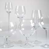 6 große diverse Gläser, Moser Karlsbad, gemarkt, Klarglas, verschiedene Formen, H. 24,5 cm - 45,5 cm - photo 1