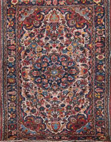 Teppich, rot/grün, gespiegelt floral gemustert, Fransen fehlen, 160x108 cm - photo 1