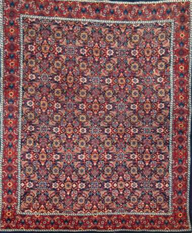 Teppich, rotgrundig, floral kleingemustert, 141x115 cm - photo 1
