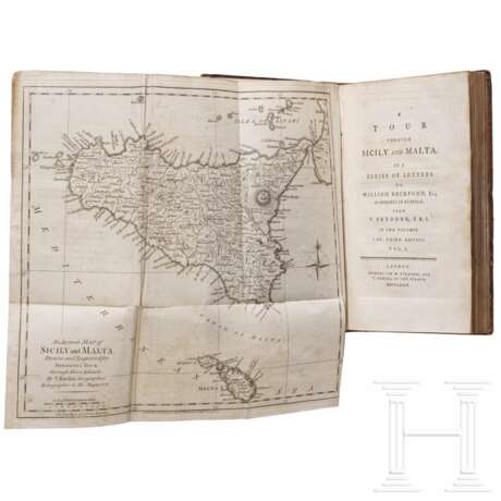 Patrick Brydone, "A Tour through Sicily and Malta. In a series of letters to William Beckford", zwei Bände, London 1774 - photo 1
