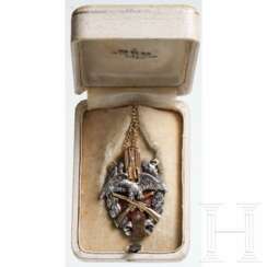 Anhänger des 10. Infanterieregiments in originalem Etui, Russland, datiert 1916