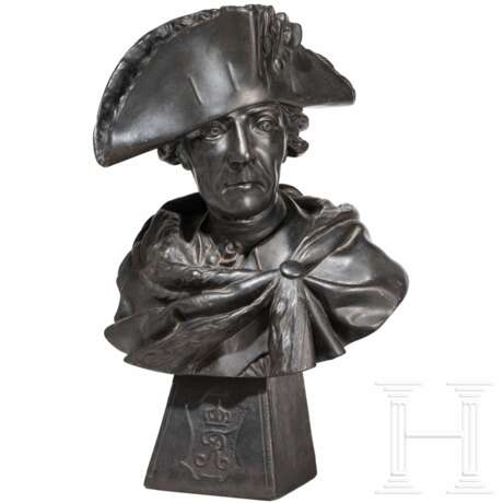 König Friedrich II. von Preußen - große Eisenguss-Portraitbüste nach Johann Gottfried Schadow - photo 1