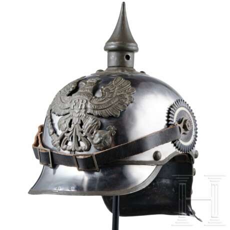 Helm M 1889 für Mannschaften der Kürassiere in Kriegsausführung, um 1915 - Foto 1