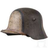 Stahlhelm M 16 mit Tarnanstrich - photo 1