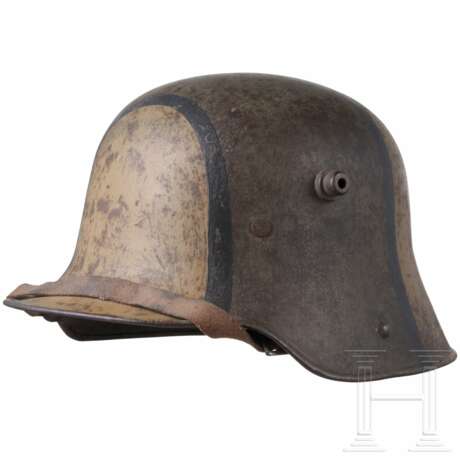 Stahlhelm M 16 mit Tarnanstrich - photo 1