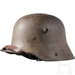Stahlhelm M 16 mit Ersatzfutter