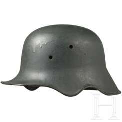 Stahlhelm M 18 mit Ohrenausschnitt