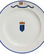 Каталог товаров. Porzellanteller aus dem Kaiserservice der Offiziersmesse der "S.M.S. Churfuerst Friedrich Wilhelm"