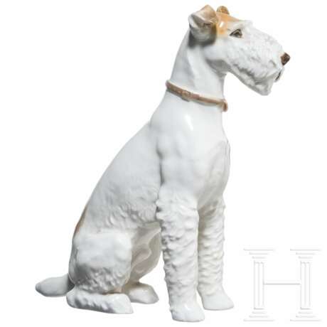 Porzellanmanufaktur Allach - sitzender Foxterrier in farbiger Ausführung - photo 2