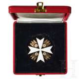 An Order of the German Eagle 2nd Class Pin-Back Breast Cross 1937-43 by Godet & Co., in its original case of issue - Foto 1