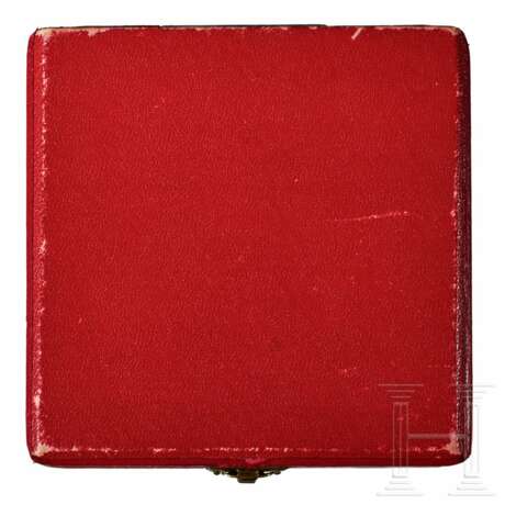 An Order of the German Eagle 2nd Class Pin-Back Breast Cross 1937-43 by Godet & Co., in its original case of issue - Foto 9