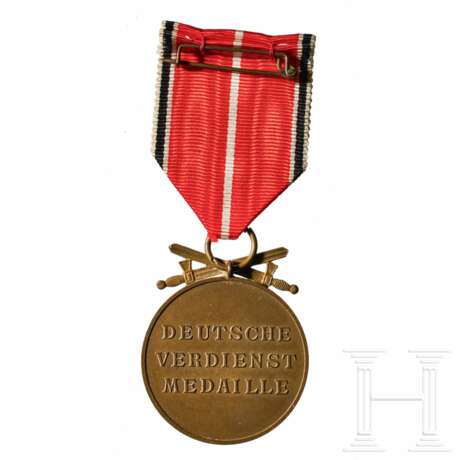 An Order of the German Eagle Medal, 2nd Type in Bronze with Swords - photo 2