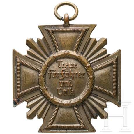 NSDAP-Dienstauszeichnung in Bronze für 10 Jahre in Schachtel - photo 2