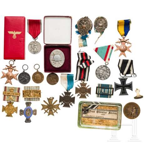 Kleines Ordenskonvolut - photo 1