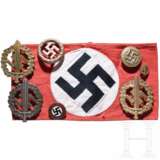 NSDAP/SA-Armbinde und -Abzeichen - photo 1