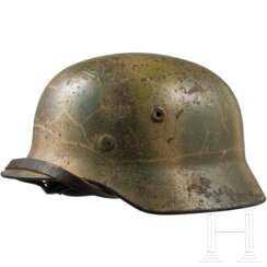 Stahlhelm M 40 der Waffen-SS mit Camouflageanstrich