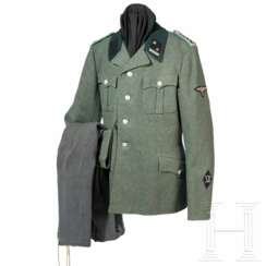 Feldbluse und Stiefelhose für einen SS-Sturmscharführer des Sicherheitsdienstes SD