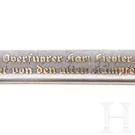 Karl Fiehler (1895 - 1969) - SS-Löwenkopfsäbel in Prunkausführung, Geschenk der "alten Kämpfer des Stoßtrupps Hitler" zu seiner Ernennung zum SS-Ehrenführer am 27. Januar 1934 - photo 5
