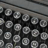SS-Dienstschreibmaschine des italienischen Herstellers Olivetti vom Typ "Studio 42" - фото 3