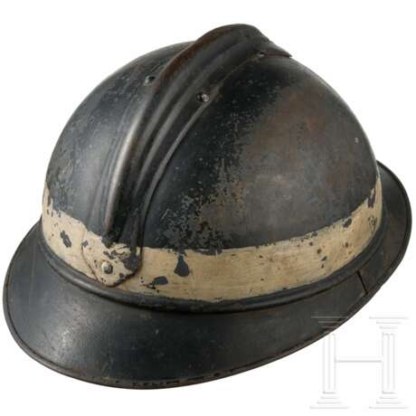 Stahlhelm "Adrian" M 15 der belgischen Polizei - photo 4