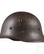 Bulgaria. Stahlhelm (früh) mit 1 Helmwappen, Bulgarien