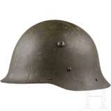 Stahlhelm mit einem Helmemblem - photo 1