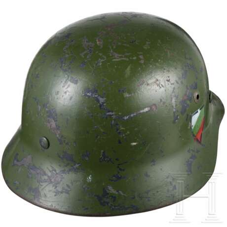 Stahlhelm M 35 der Luftwaffe, verwendet von der bulgarischen Armee - photo 5