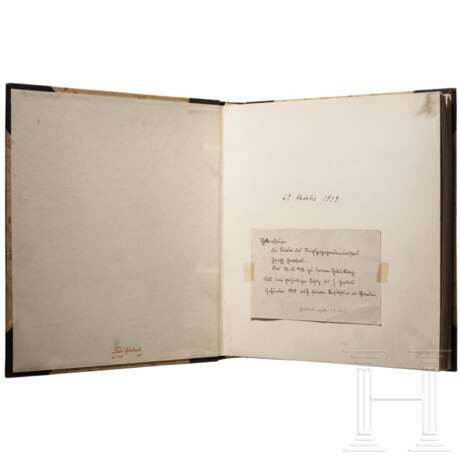 Joseph Goebbels - Geschenkfotoalbum zu seinem 42. Geburtstag 1939 mit 27 Aufnahmen seiner Kinder - photo 3