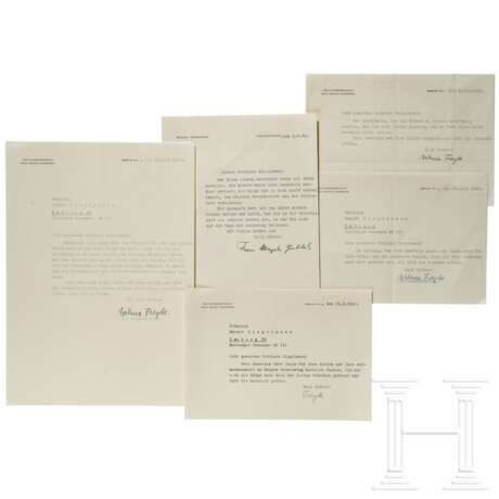 Magda Goebbels - Schriftverkehr mit drei Autographen und Gittermappe - Foto 3