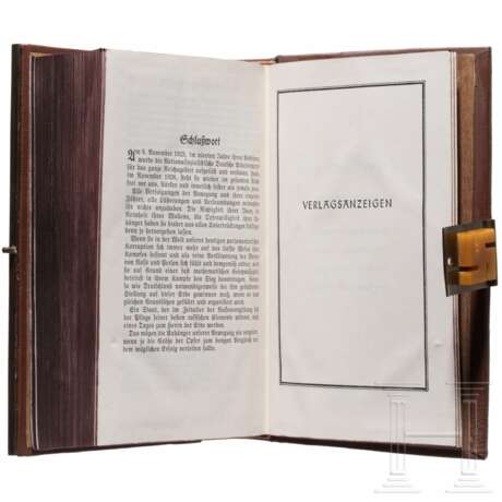 Adolf Hitler - "Mein Kampf" als Königsberger Bernsteinausgabe in Luxusausführung - photo 5