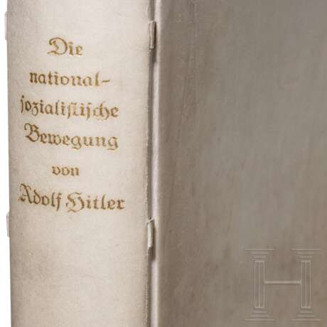 Adolf Hitler - in Pergament gebundene Erstausgabe "Mein Kampf", Band 2, Nummer "5", mit eigenhändiger Widmung an Emil Maurice 1927 - Foto 3