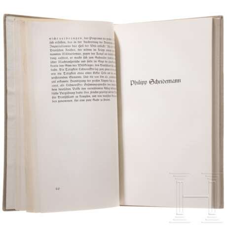 Alfred Rosenberg - signierte Ausgabe von "Der Mythus des 20. Jahrhunderts" und zwei weitere seiner Bücher - photo 12