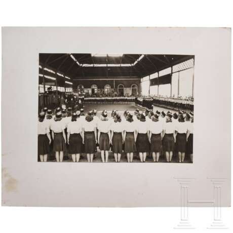 Arthur Seyss-Inquart - 60 großformatige Fotos aus seinem Privatbesitz, größtenteils Den Haag, um 1940/42 - photo 3