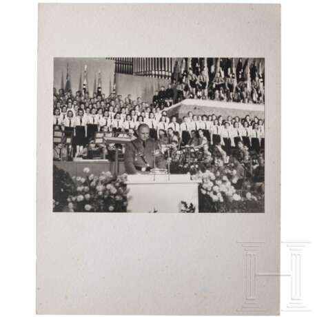 Arthur Seyss-Inquart - 60 großformatige Fotos aus seinem Privatbesitz, größtenteils Den Haag, um 1940/42 - photo 5