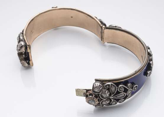 historischer Armreif mit Emaille - photo 3