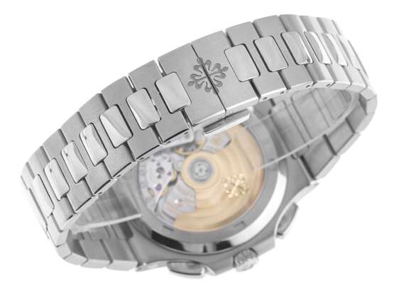 Patek Philippe Nautilus Travel Time - photo 5